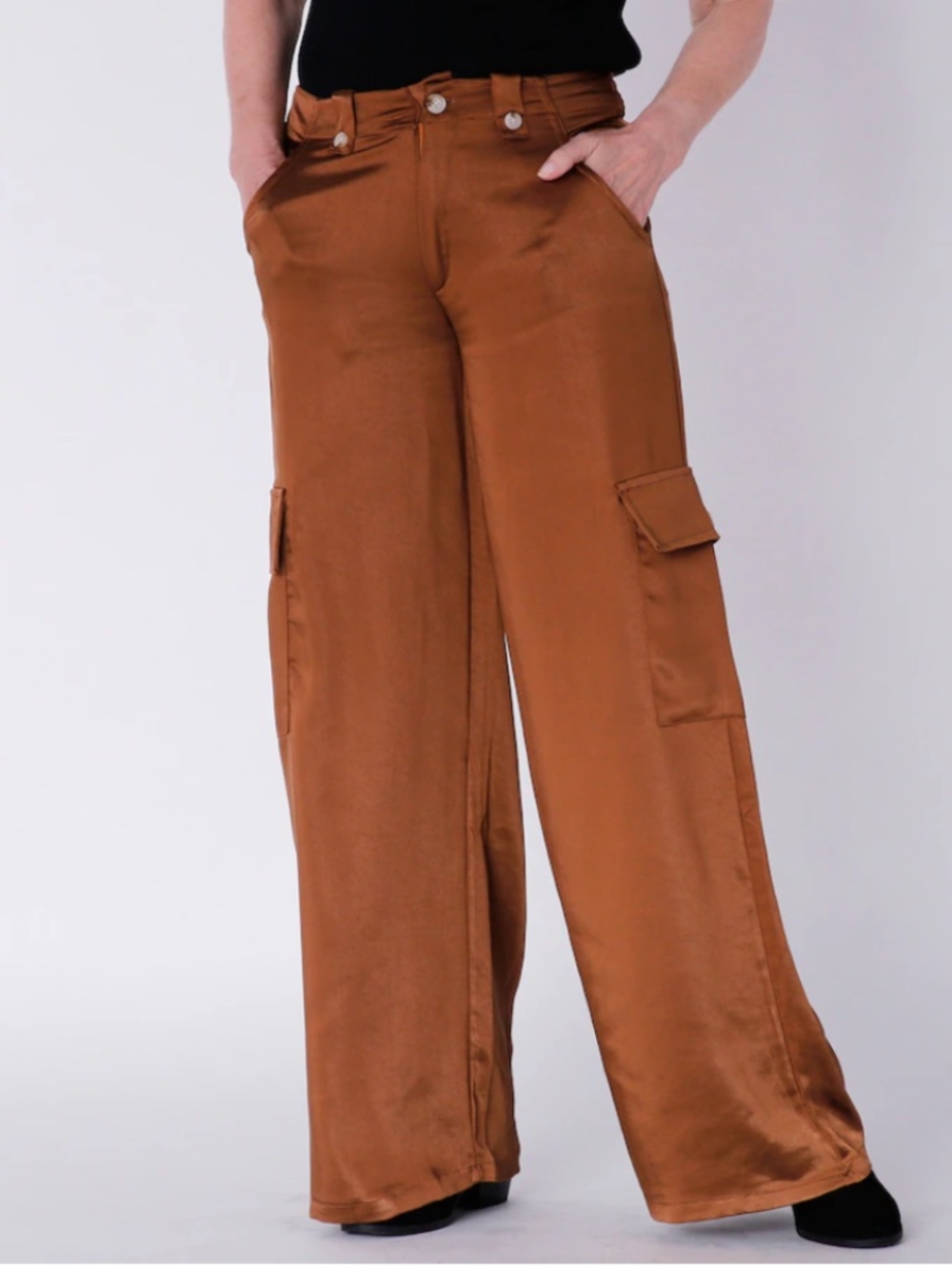NWT - Astrid Wide Leg Satin Cargo Pant - SzS